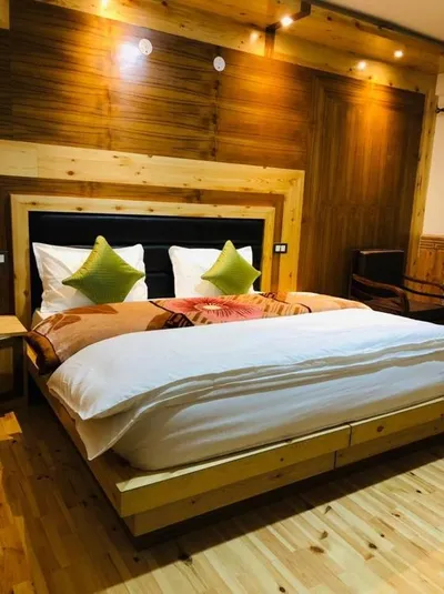 Spiti Valley Monastery Guesthouses gallery image 1