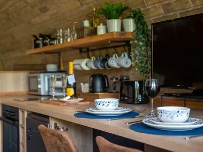 Den in the Dales gallery image 4