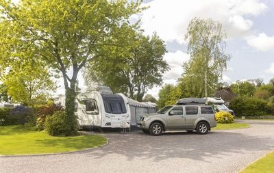 Old Oaks Touring & Glamping gallery image 3