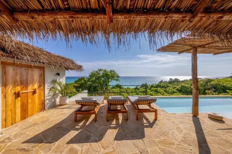 The Manta Resort Underwater Room