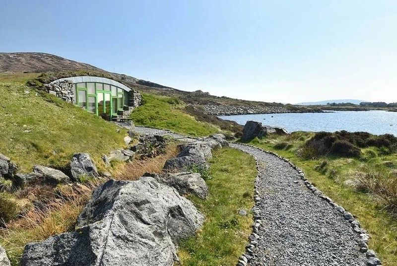 Hebridean Earth House