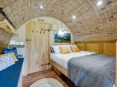 Den in the Dales gallery image 2