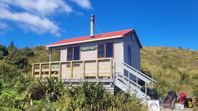 New Zealand Wilderness Huts gallery image 2