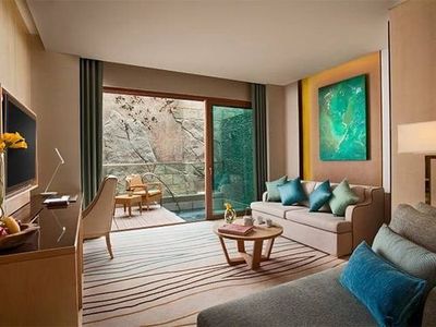 Resorts World Sentosa Equarius Ocean Suites gallery image 4