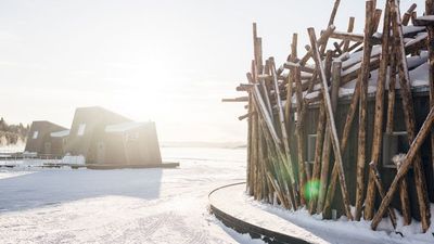 Arctic Bath gallery image 2