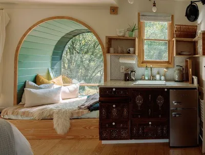 Leaf Treehouse at The Meadow gallery image 4