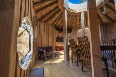 La Terre gallery image 3